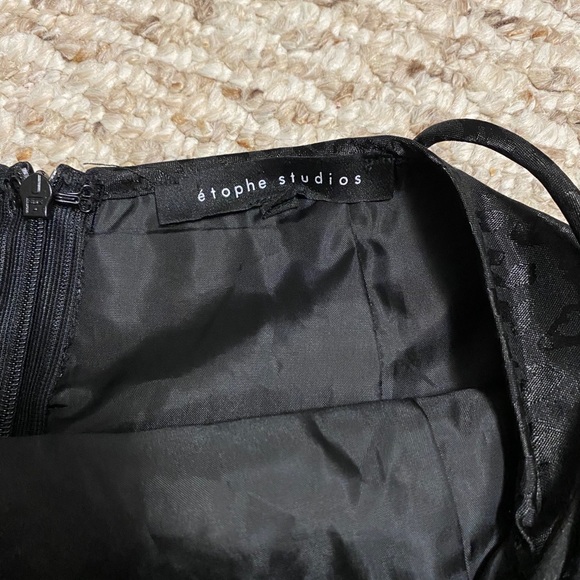 SILKY BLACK CHEETAH PRINT MINI DRESS - Picture 4 of 4